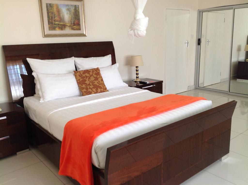 Cypress Executive Lodge Livingstone Exteriör bild