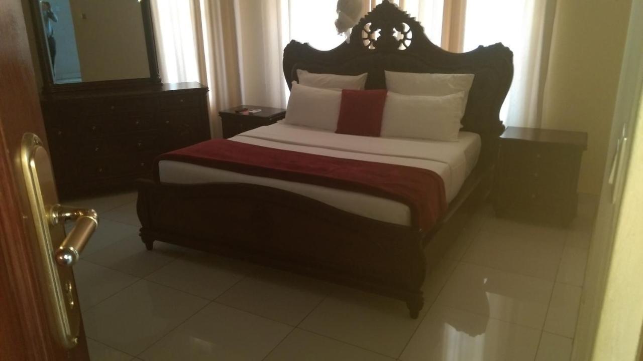 Cypress Executive Lodge Livingstone Exteriör bild