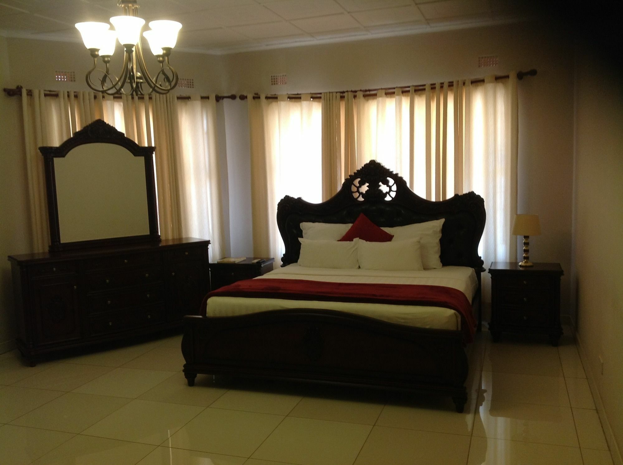 Cypress Executive Lodge Livingstone Exteriör bild